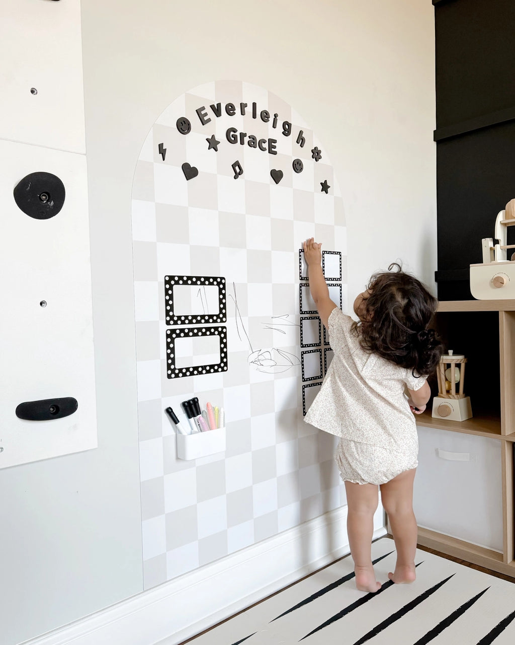 Cherrypick - Soft Foam Magnetic Letters & Symbols 150pc Set: Solid Black