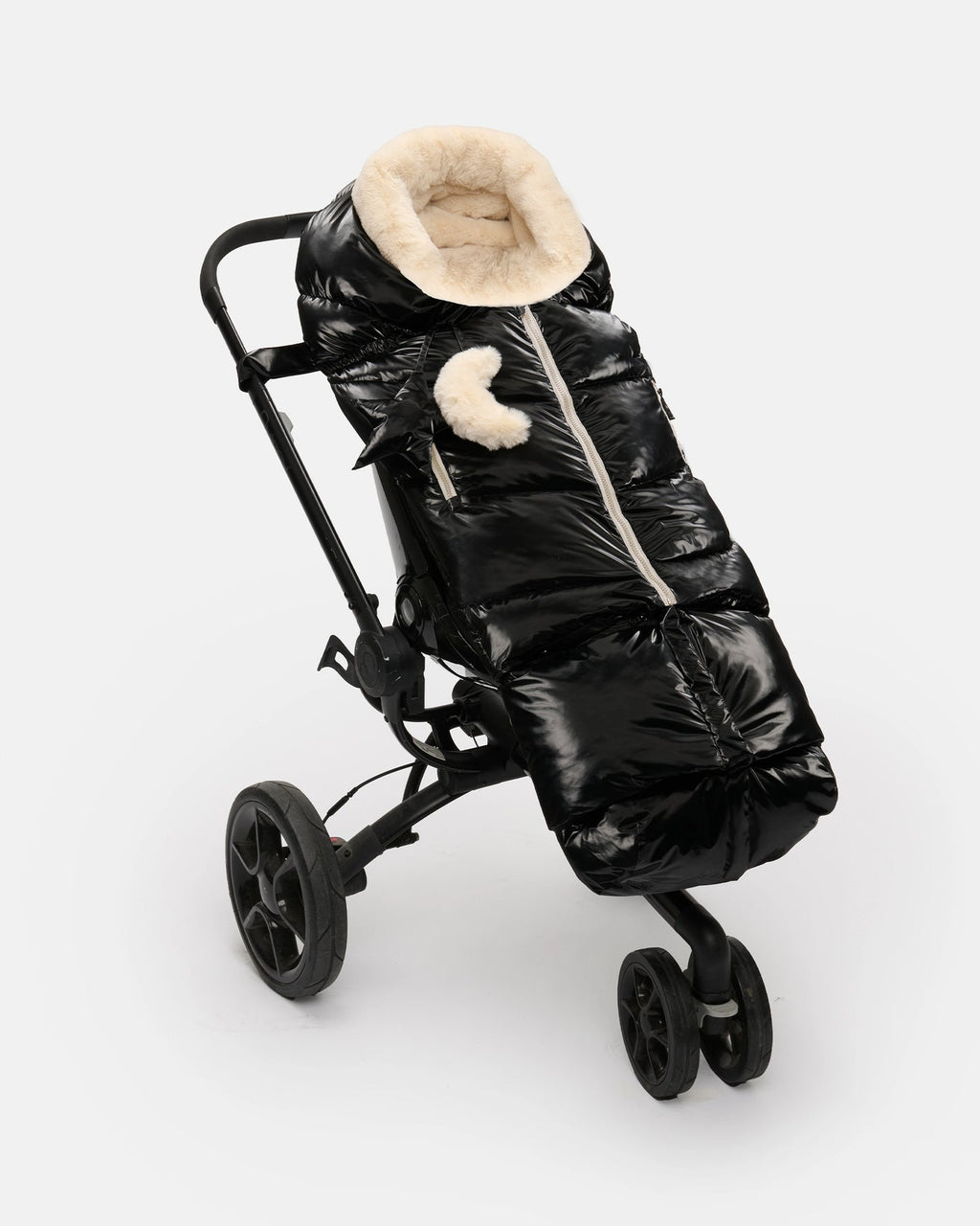 7AM Black Liquid Shine Arctic Faux Fur BLANKET 212 EVOLUTION • USHUAIA - Online Exclusive