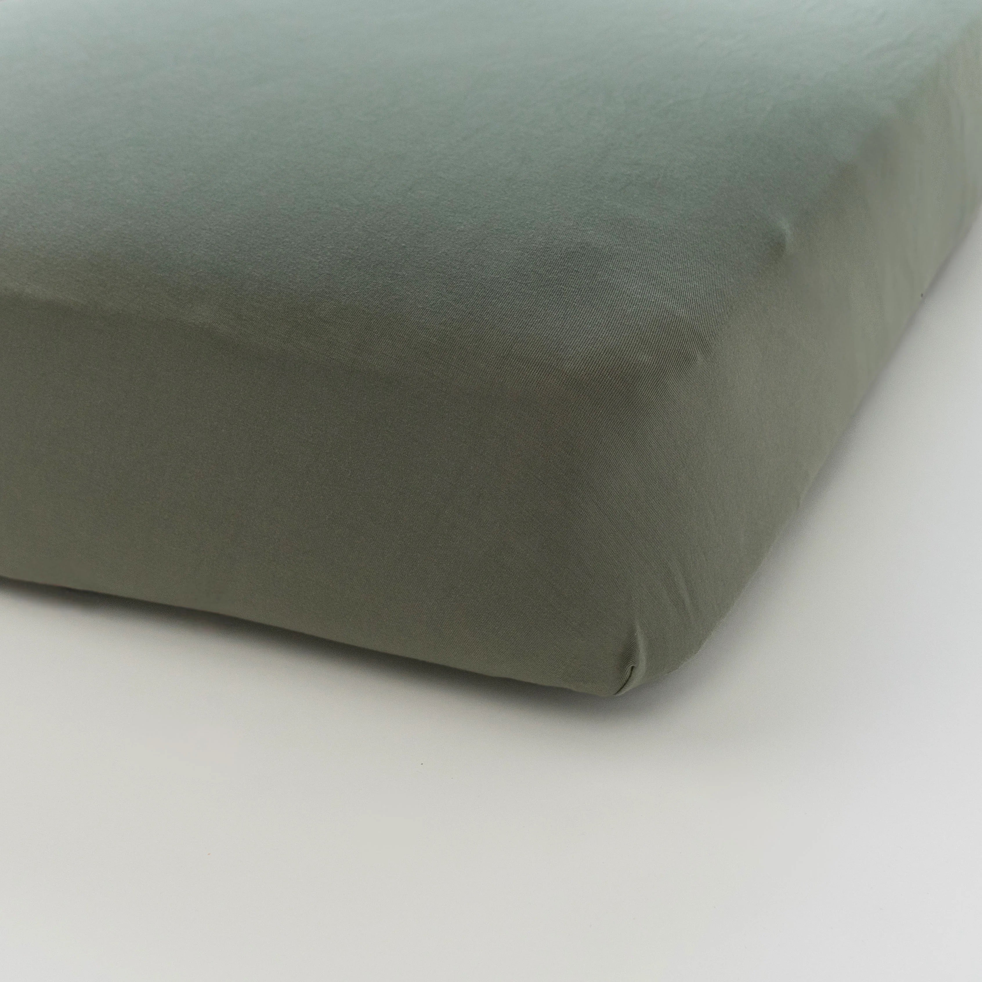 BELAN J BAMBOO CRIB SHEET MOSS