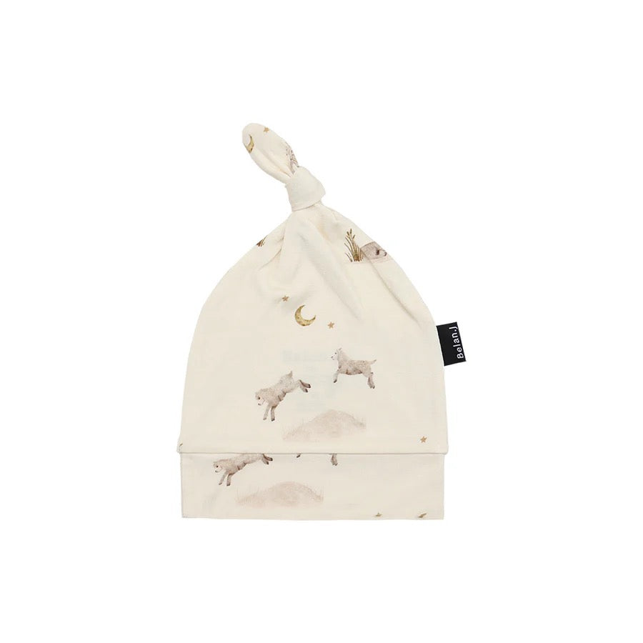 BELAN J KNOTTED HAT LITTLE LAMB