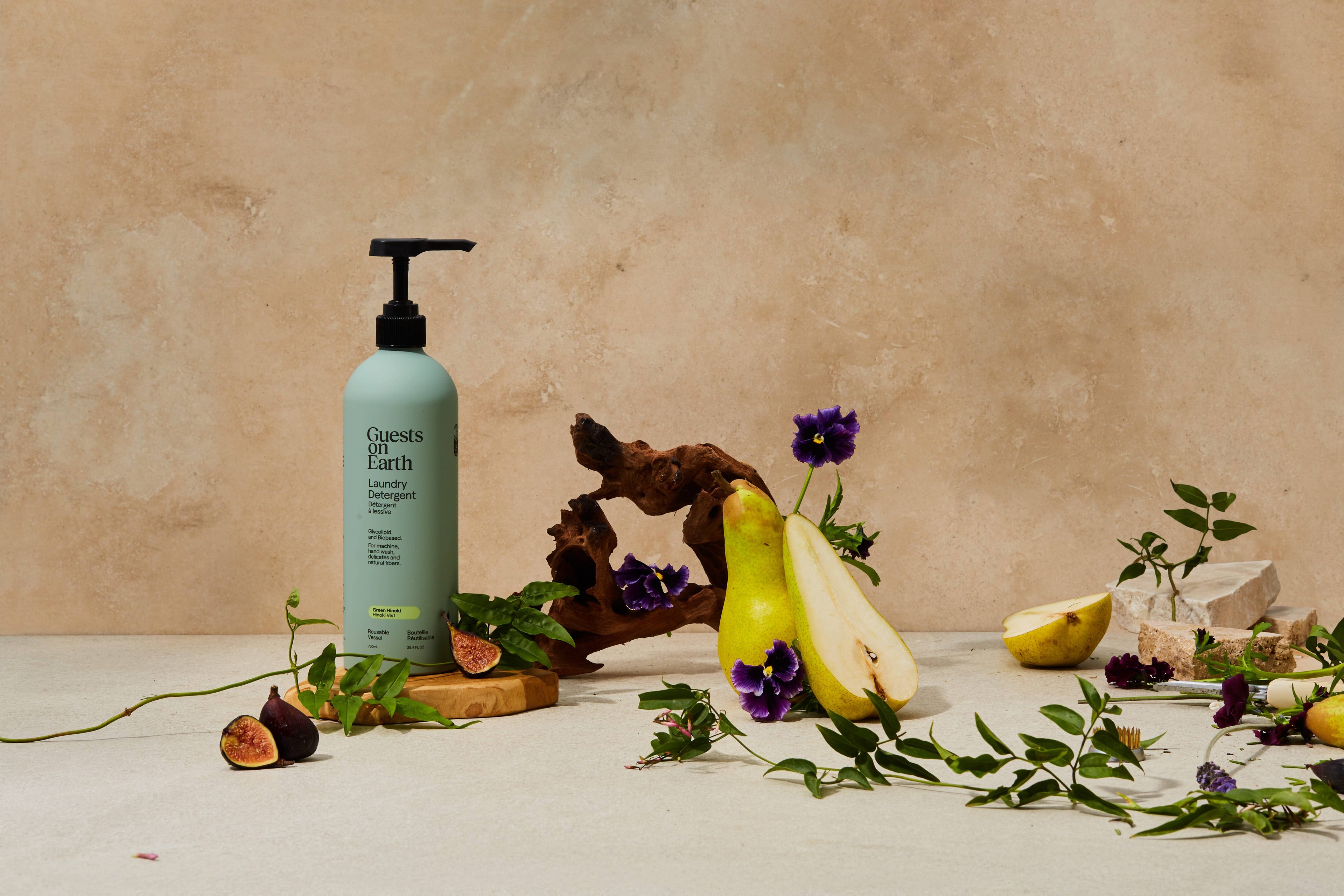 Guests on Earth - Laundry Detergent: Green Hinoki