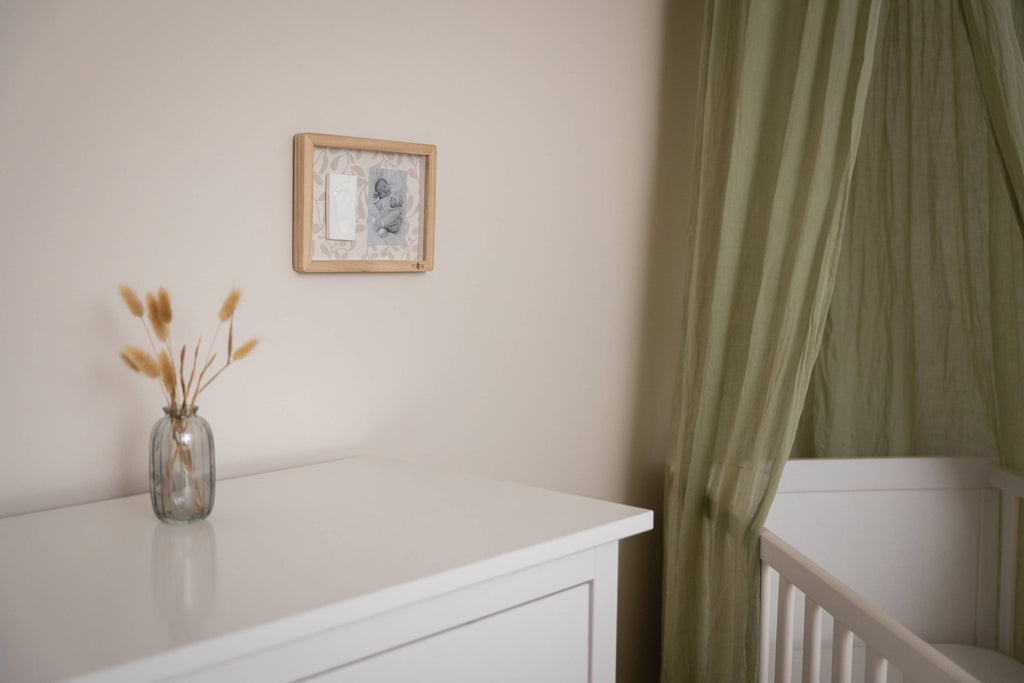 Petit Artichaut Classic Frame - Ivy Grey Imprint Frame