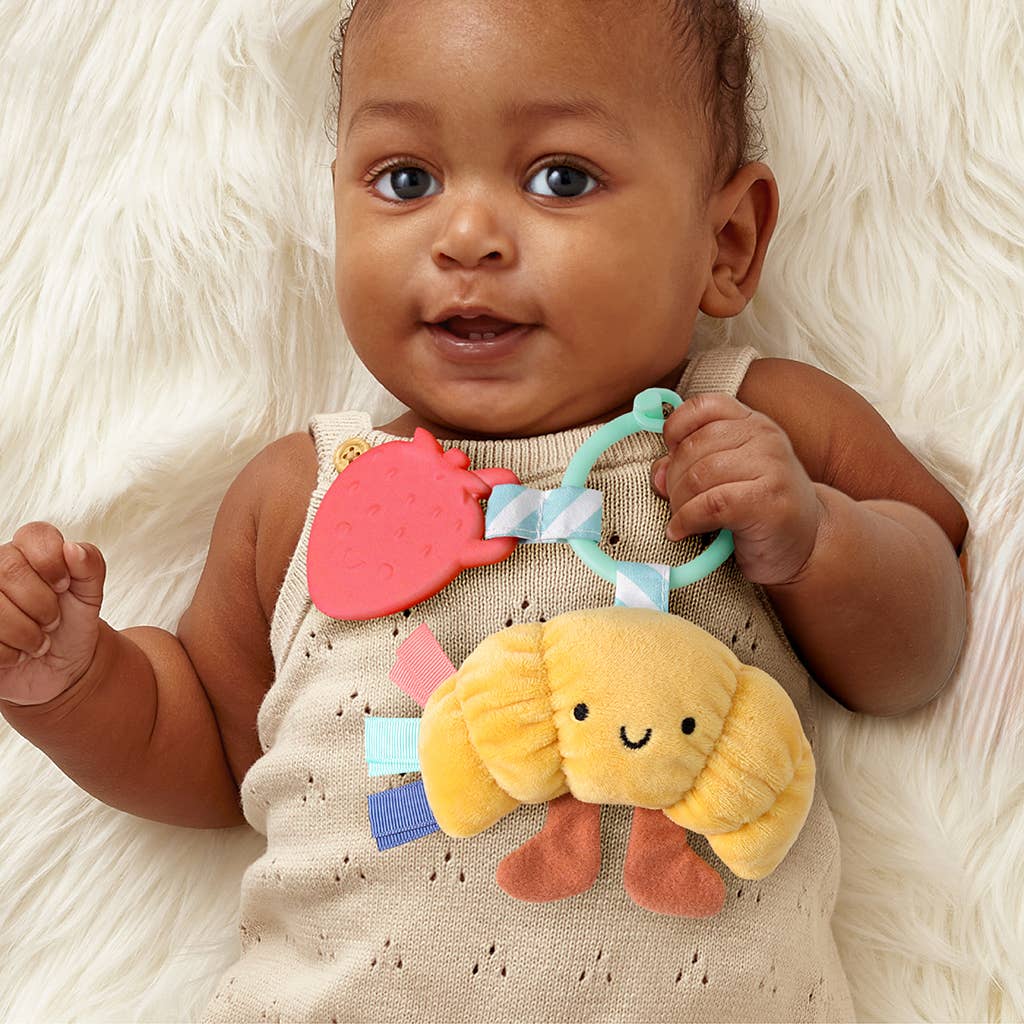 Itzy Ritzy Itzy Pal Cow Plush + Teether