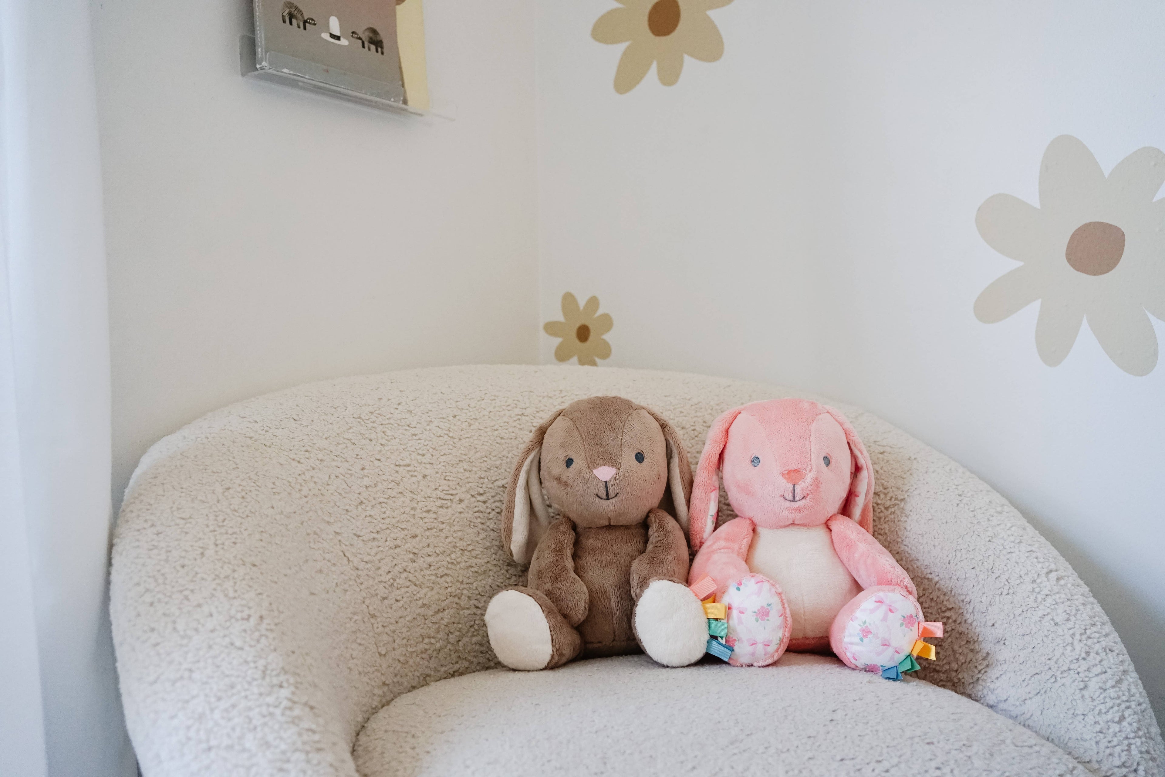 Itzy Ritzy Sweetie Snuggles Highland Cow Plush