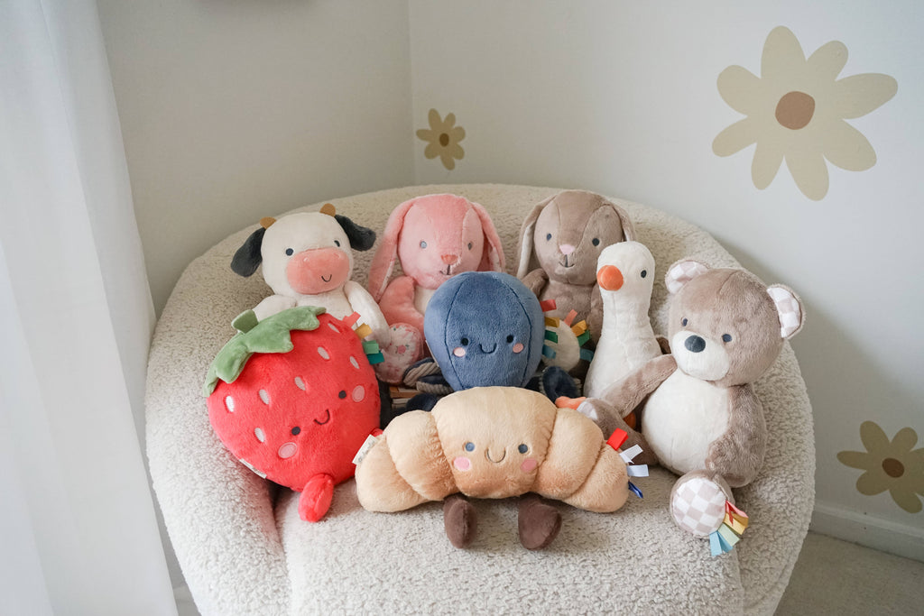 Itzy Ritzy Sweetie Snuggles Highland Cow Plush