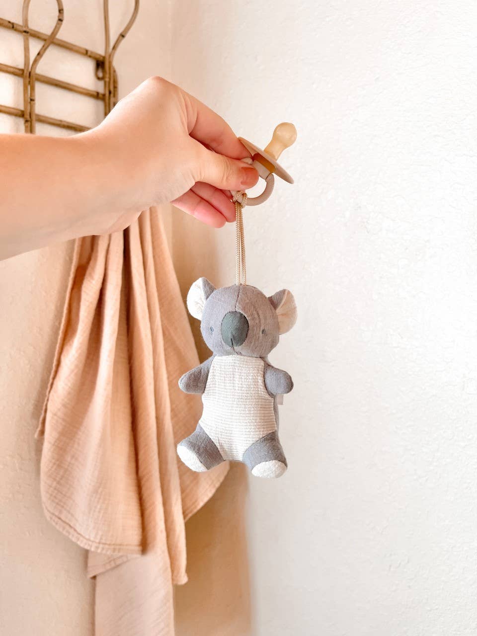 Itzy Ritzy Bitzy Pal Bunny Natural Rubber Pacifier & Plush