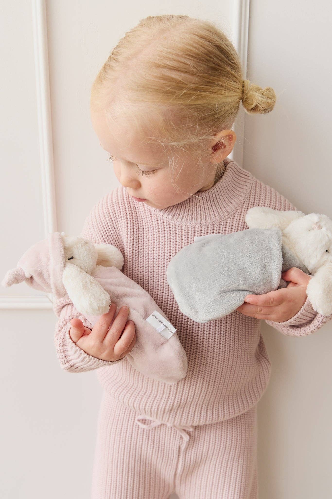 Snuggle Bunnies Plush Sleeping Penelope - Blush