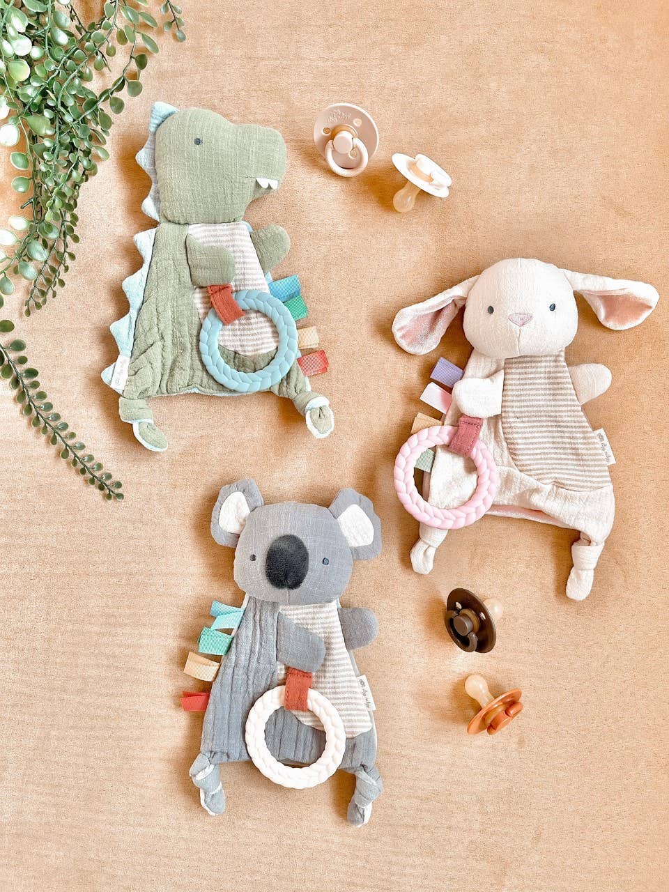 Itzy Ritzy Bitzy Crinkle Fox Sensory Toy With Teether