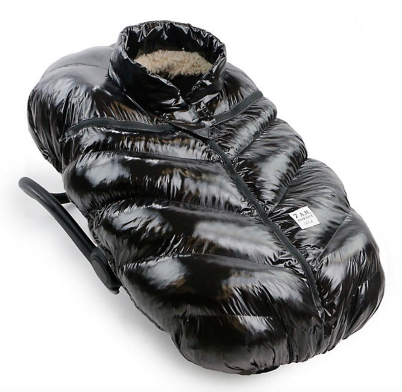 7AM Black Polar Cocoon