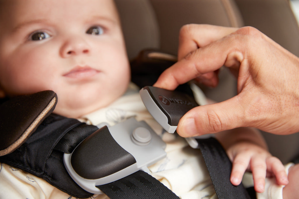 Maxi Cosi Andi 360° Rotating All-in-One Convertible Car Seat Authentic Black - Online Exclusive