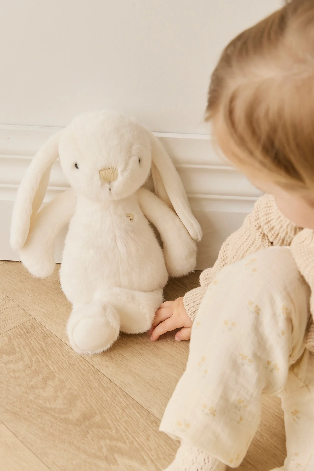 Snuggle Bunnies Plush Penelope the bunny - Marshmallow