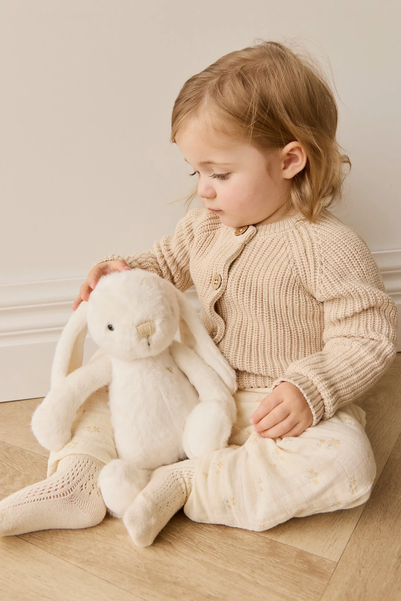 Snuggle Bunnies Plush Penelope the bunny - Marshmallow