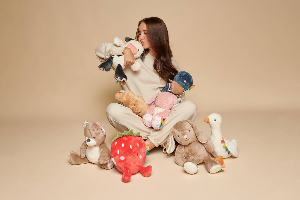 Itzy Ritzy Sweetie Snuggles Highland Cow Plush